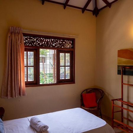 The Tourist Balcony Negombo Exterior foto