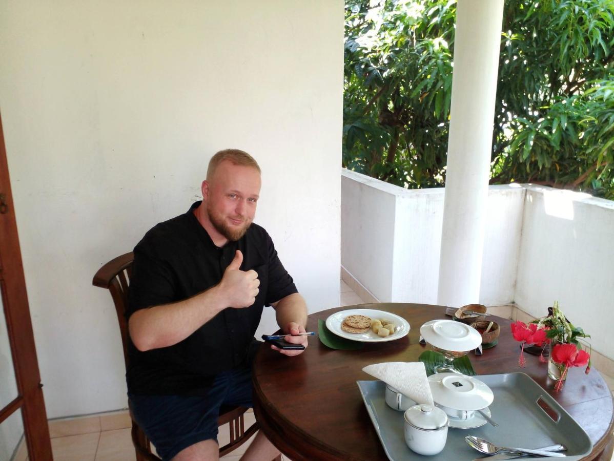 The Tourist Balcony Negombo Exterior foto
