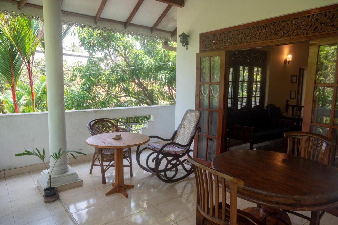 The Tourist Balcony Negombo Exterior foto